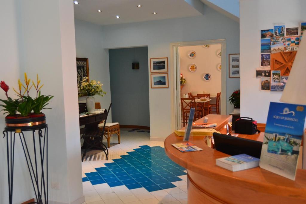 Hotel La Lampara Golfo Aranci Ngoại thất bức ảnh